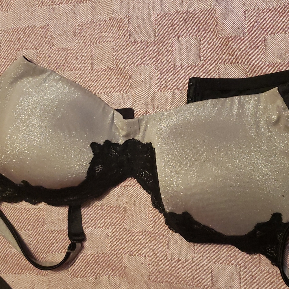 Grey bra (XXL)